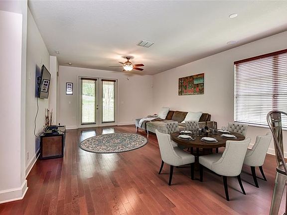 4th image of 455 Victoria Hills Dr
