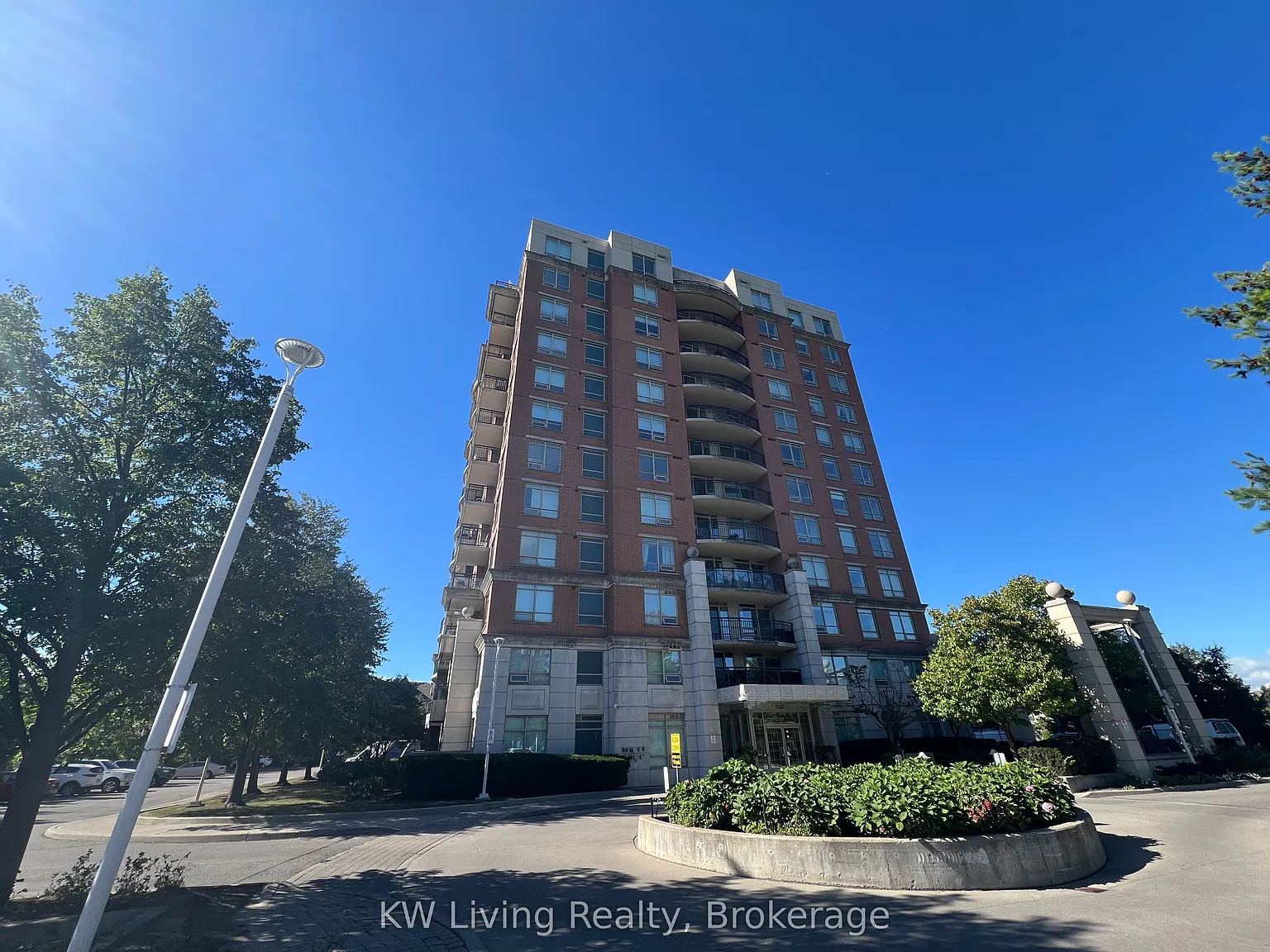 Oak Park — Photo 1