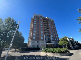 2325 Central Park Dr #909, Oakville, ON L6H0E2