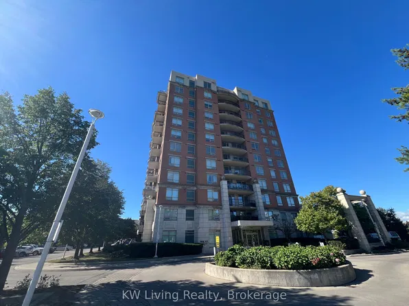 2325 Central Park Dr #909, Oakville, ON L6H 0E2