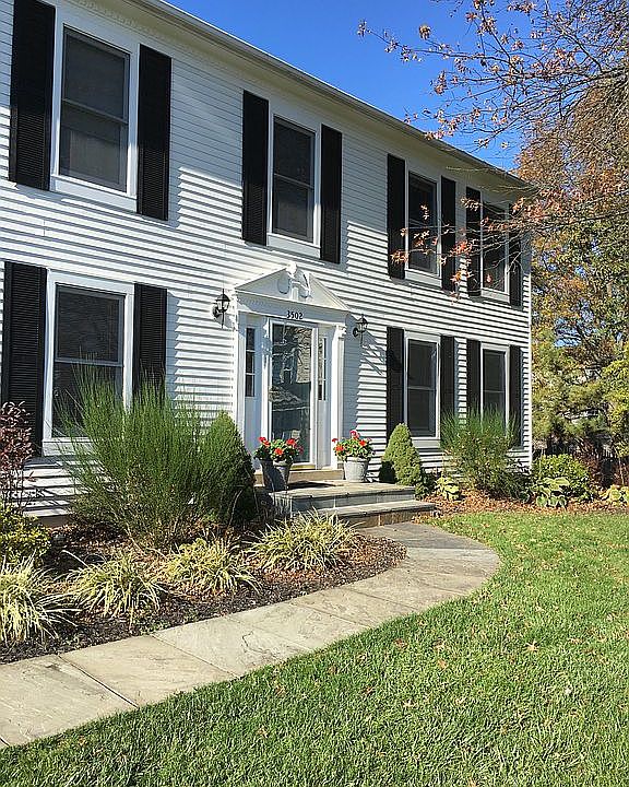 1st image of 3502 Pecan Pl