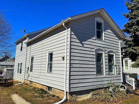 2nd image of 1316 Erie STREET