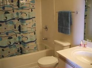 2010 Breckenridge Rd APT 6, Findlay, OH 45840