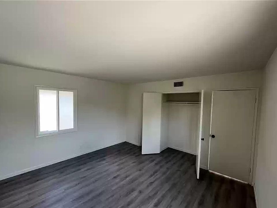 1st image of 13813 S Catalina Ave
