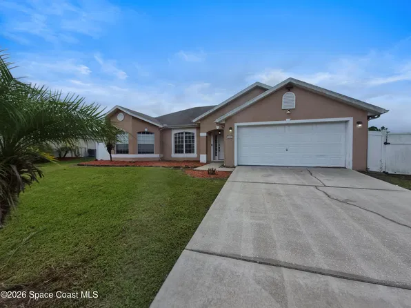 1052 Hutchins St SE, Palm Bay, FL 32909