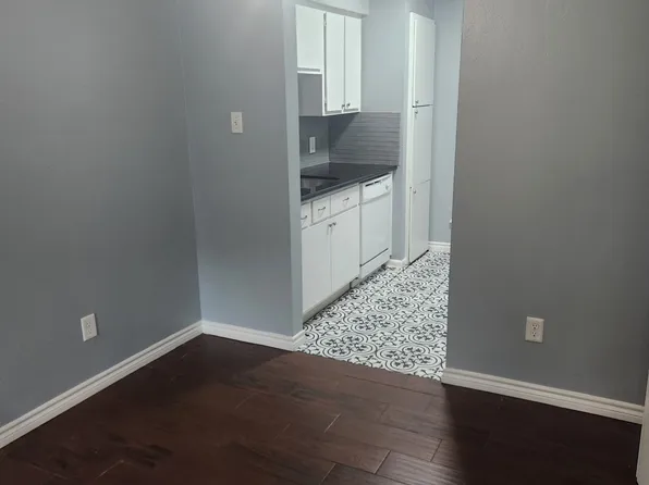 1900 Bay Area Blvd APT E127, Houston, TX 77058