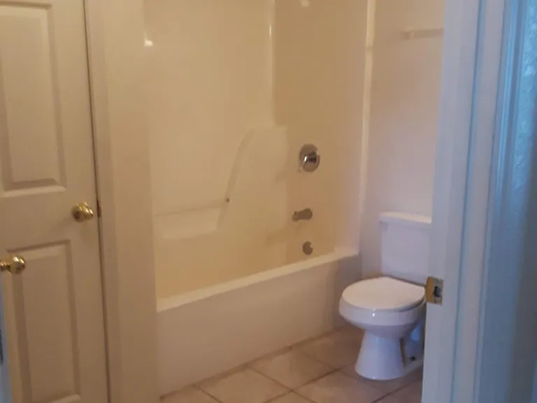 1205 N Oakland Ave #1 — Photo 6