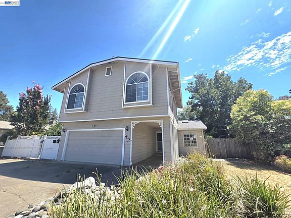 2nd image of 409 Avalon Way