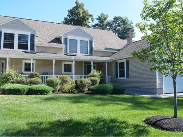 29 Bentley Pl, Kennebunk, ME 04043