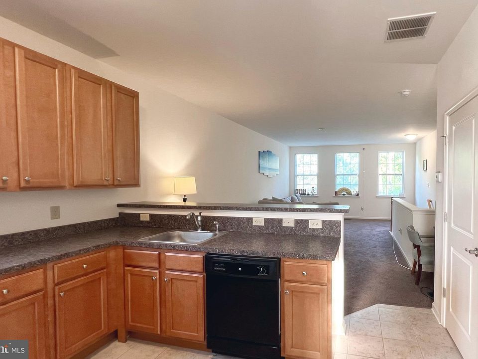 14 Rowand Way E, Clementon, NJ 08021 Zillow