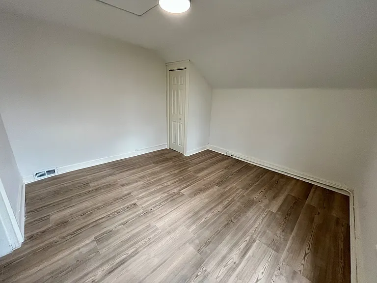 500 Ridge St — Photo 24