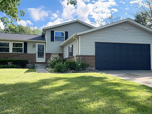 2nd image of 1715 Lockbourne Dr
