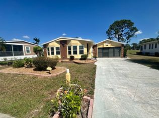 1052 La Paloma Blvd, North Fort Myers, FL 33903