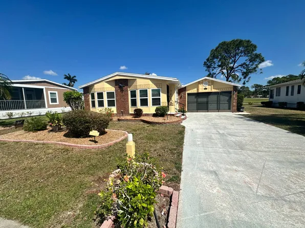 1052 La Paloma Blvd, North Fort Myers, FL 33903