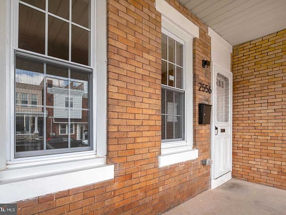 5th image of 2556 E Ontario St
