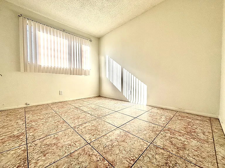 5813 Iris Ave — Photo 12