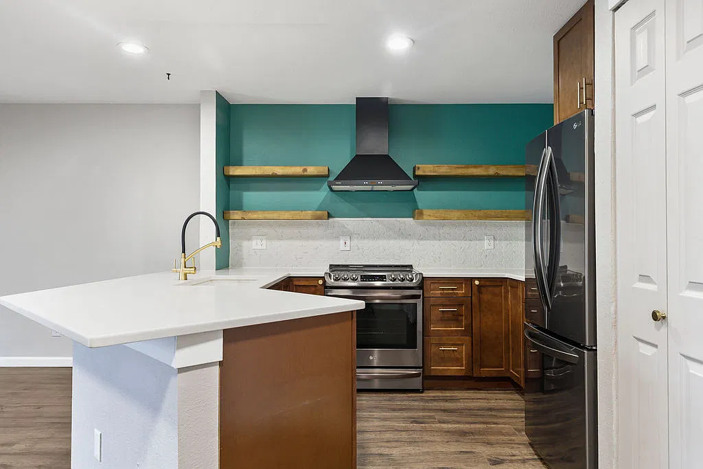 33 S Boulder Circle — Photo 3
