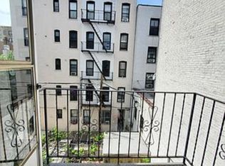 34-06 33rd St #3, Astoria, NY 11106
