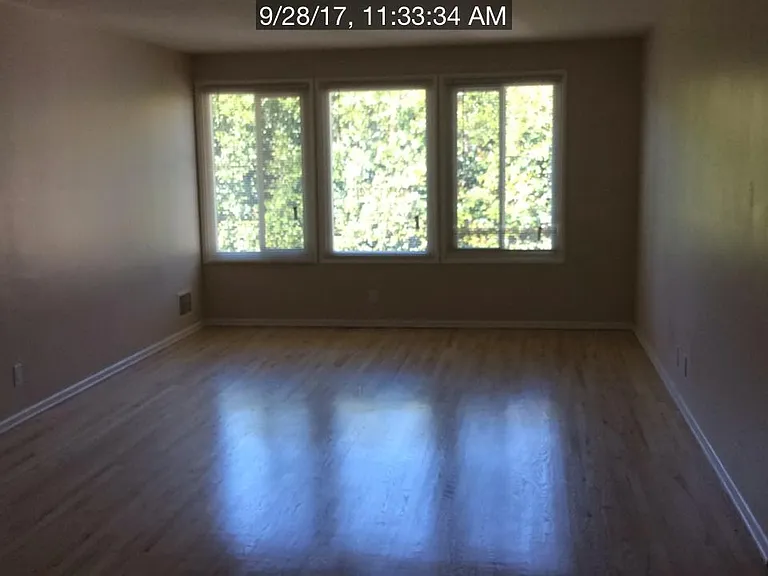 442 Landfair Ave #446-1/2 — Photo 2