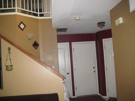 3rd image of 800 Marsh Creek Dr