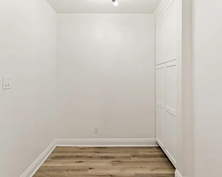 430 N Maple Dr — Photo 28