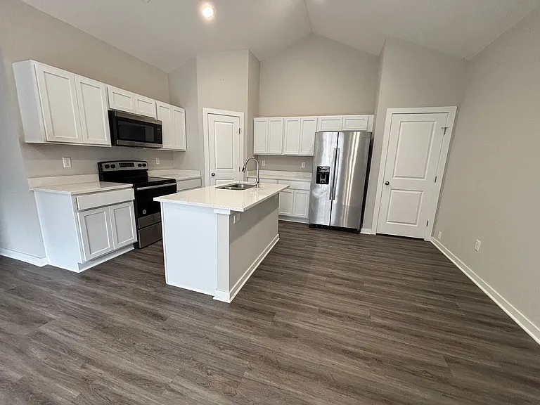 12034 W Shadow Lakes St — Photo 3