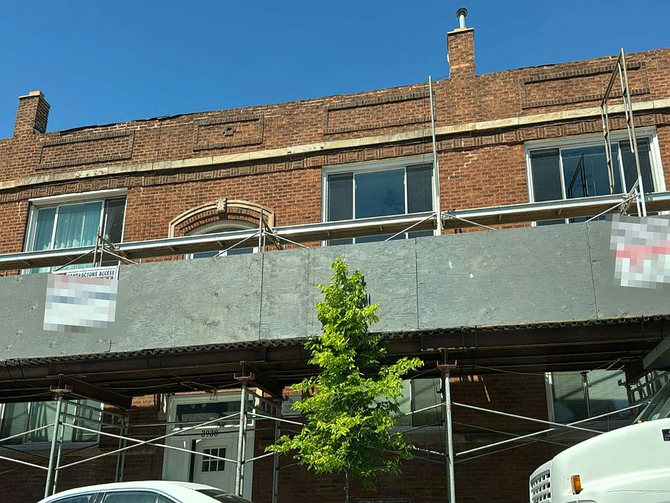 1st image of 3938 N Austin Ave