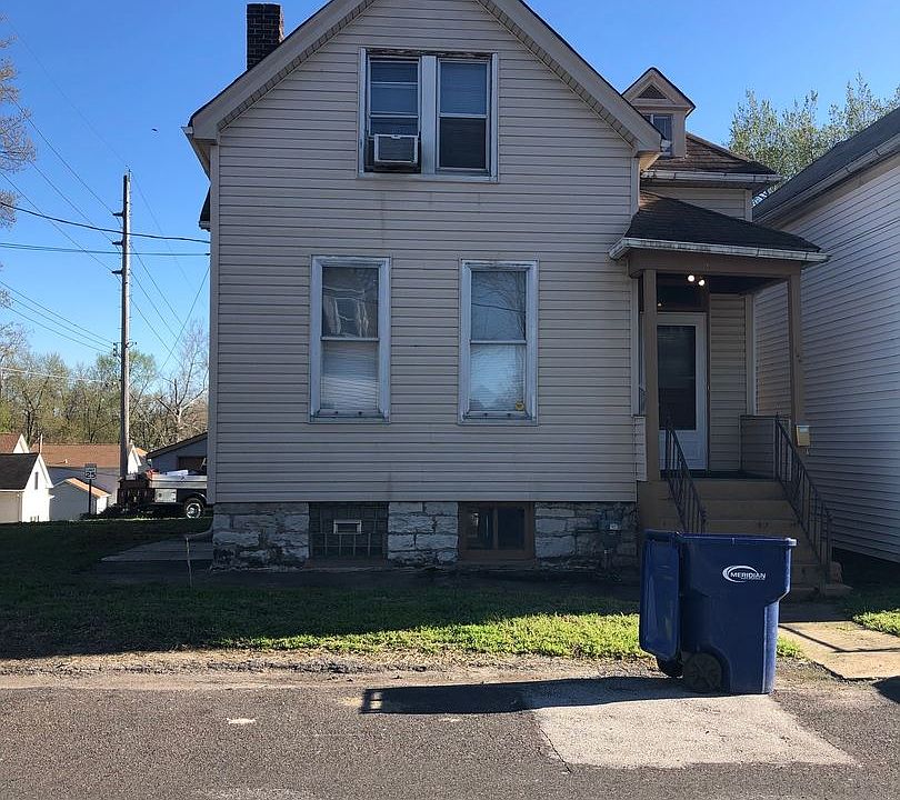 1st image of 144 E Velma Ave