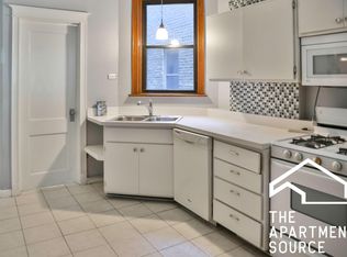 3635 N Janssen Ave #1, Chicago, IL 60613