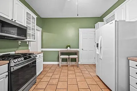 1302 Hepburn Ave — Photo 13