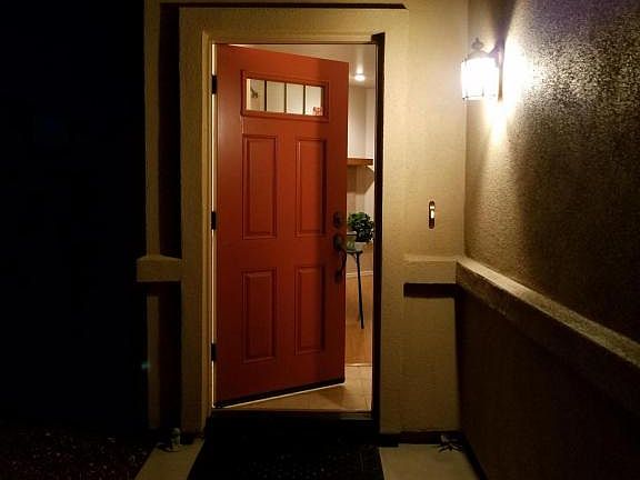 3rd image of 1253 Gardenia Ln