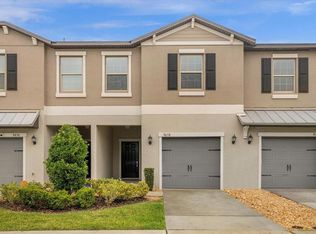 9658 Pembrooke Pines Dr, Sun City Center, FL 33573