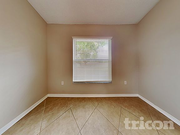 5th image of 808 Coleman Ave