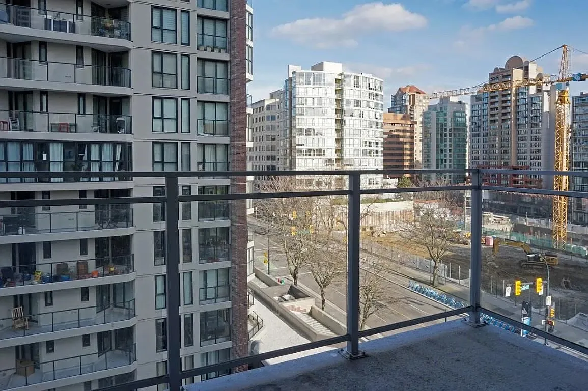 1 bed, 526 sqft, $2,100 — Photo 3