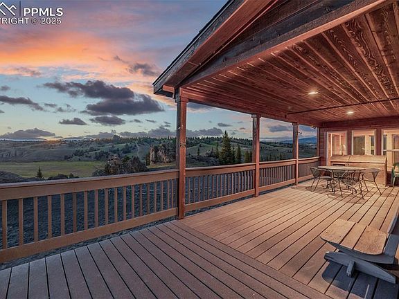 5th image of 305 Travois Ct