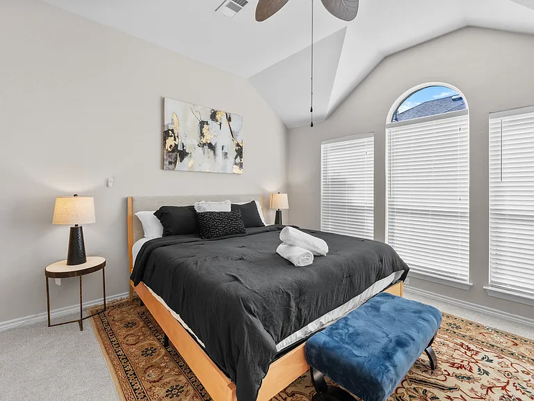 11350 Balcones Dr — Photo 23