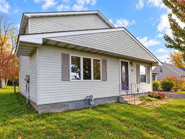 2904 11th St NE, Austin, MN 55912
