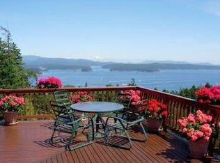 6 Via Rocciosa Rd, Friday Harbor, WA 98250