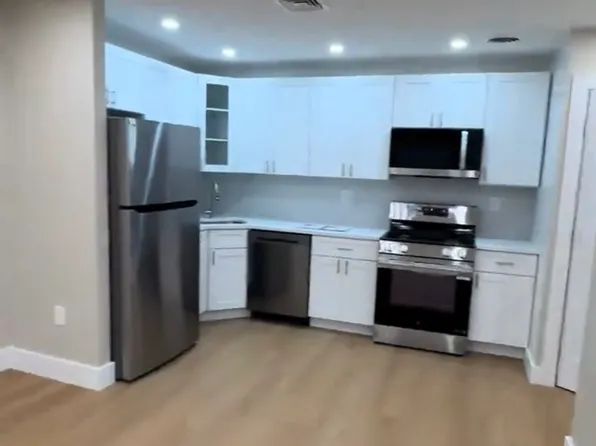 (undisclosed Address), Bronx, NY 10469