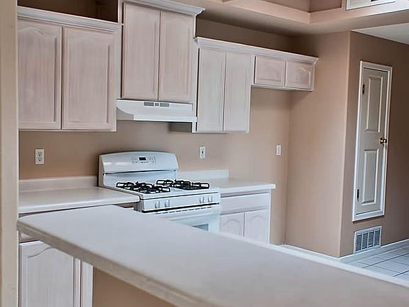 5th image of 13704 Paseo Milagro Ave