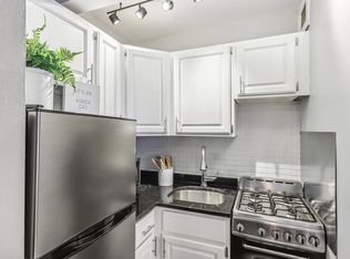 1140-45 N Lasalle St #422, Chicago, IL 60610
