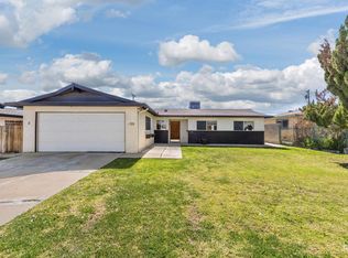 203 Suzanne Ln, Taft, CA