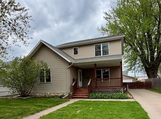 1172 W 4th St, Winona, MN 55987