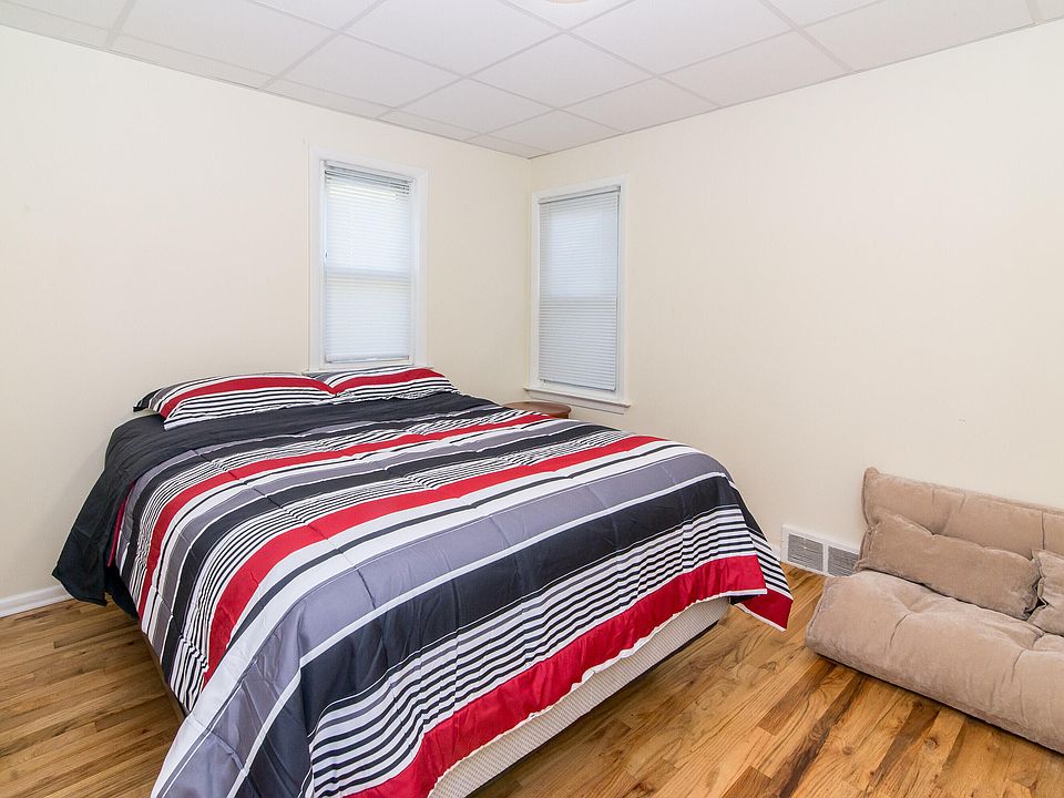 134 W Muir Ave, photo 19