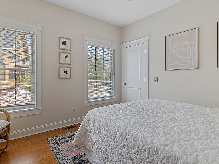 16 Walden Way — Photo 27