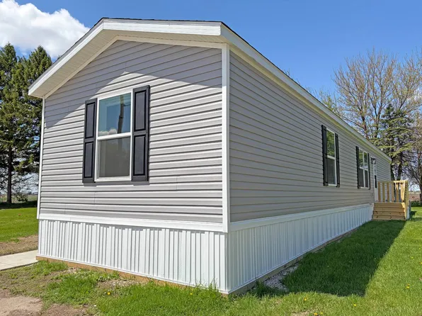 781 W Walcott Rd Lot 125, Walcott, IA 52773