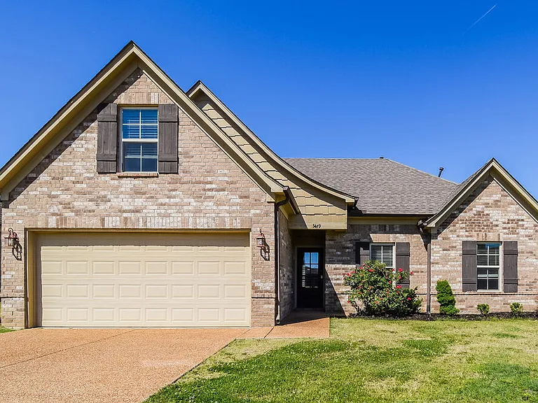 3469 Marion Ln — Photo 1