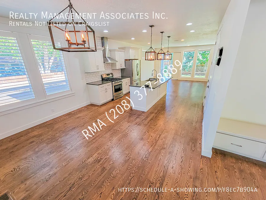 Luxurious 4 Bed Home in NW Boise~ off 28th, South of Hill Rd — Photo 3