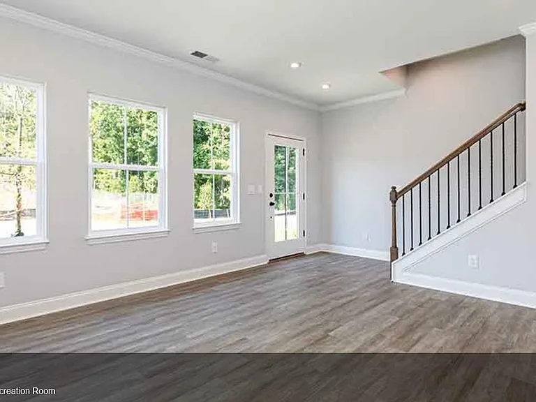 813 Cameron Trl — Photo 21