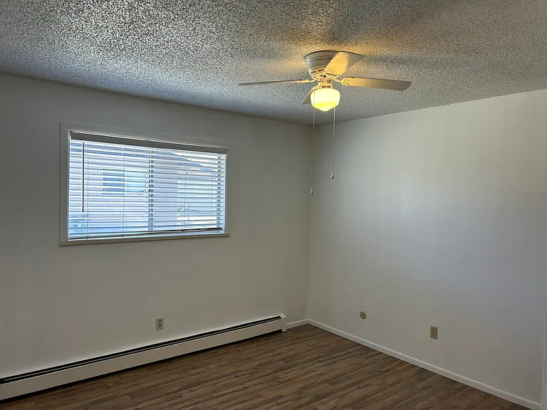 441 Independent Ave #1 — Photo 2